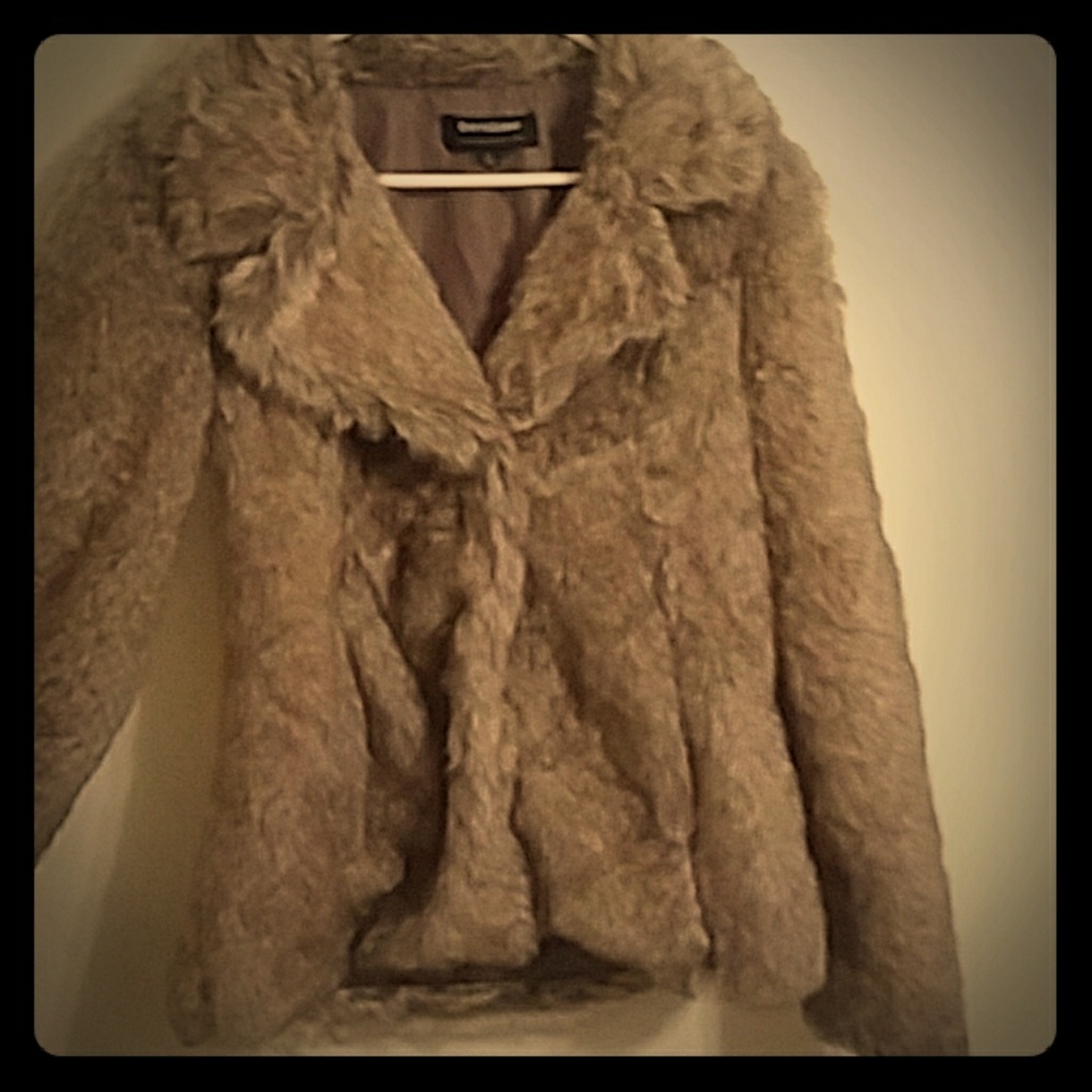 Coffeeshop small faux fur jacket